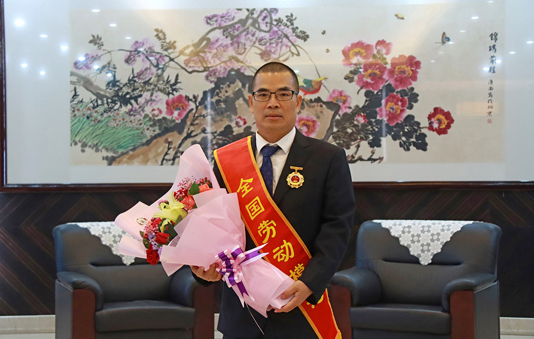 ��ʱ�����ɷݶ��³���־���ٻ������Ͷ�ģ�����ƺ�